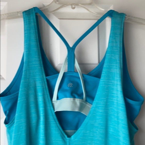Champion C9 workout tank top with attached sports bra - Picture 5 of 6